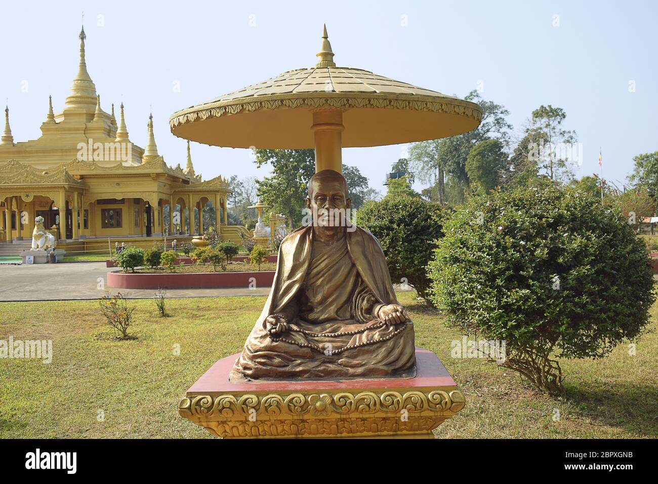 Statue du moine bouddhiste, Namsai, Arunachal Pradesh, Inde Banque D'Images