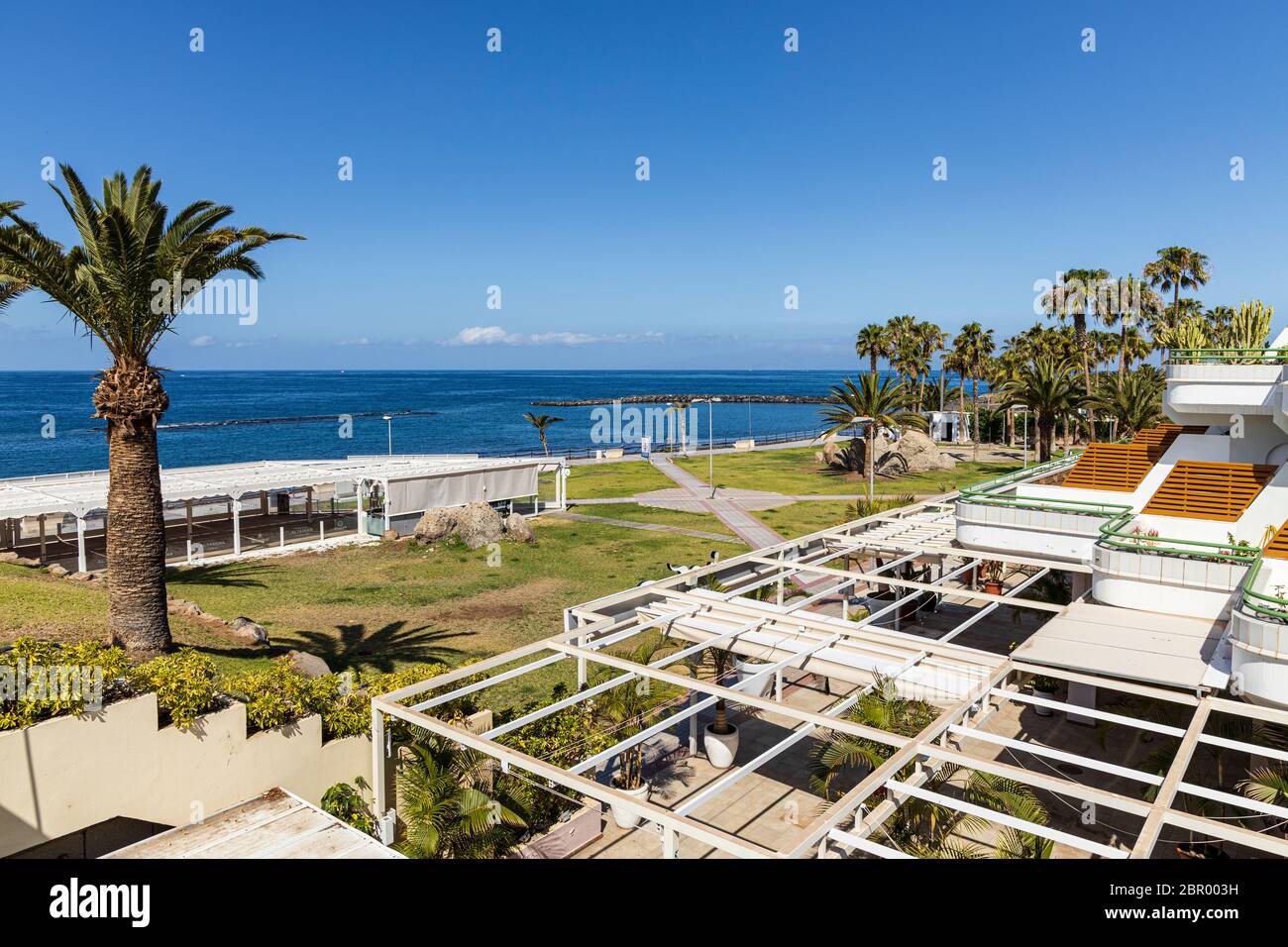 Vue aérienne sur la terrasse Altamira bars fermés pendant la phase un de la désescalade du Covid 19, coronavirus, état d'urgence, Costa Adeje, dix Banque D'Images