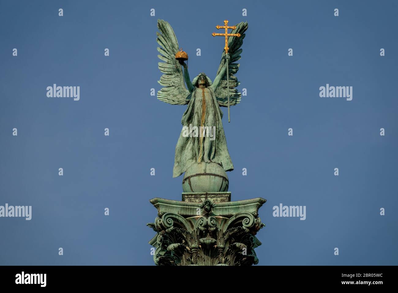 Sculpture de Gabriel archange à Budapest Banque D'Images