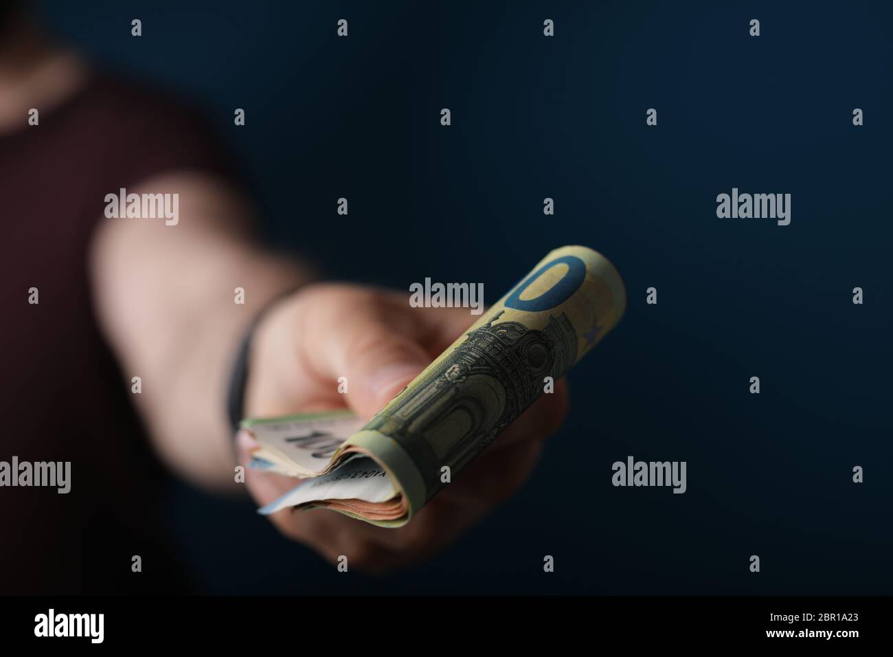 argent en main euro billet Banque D'Images