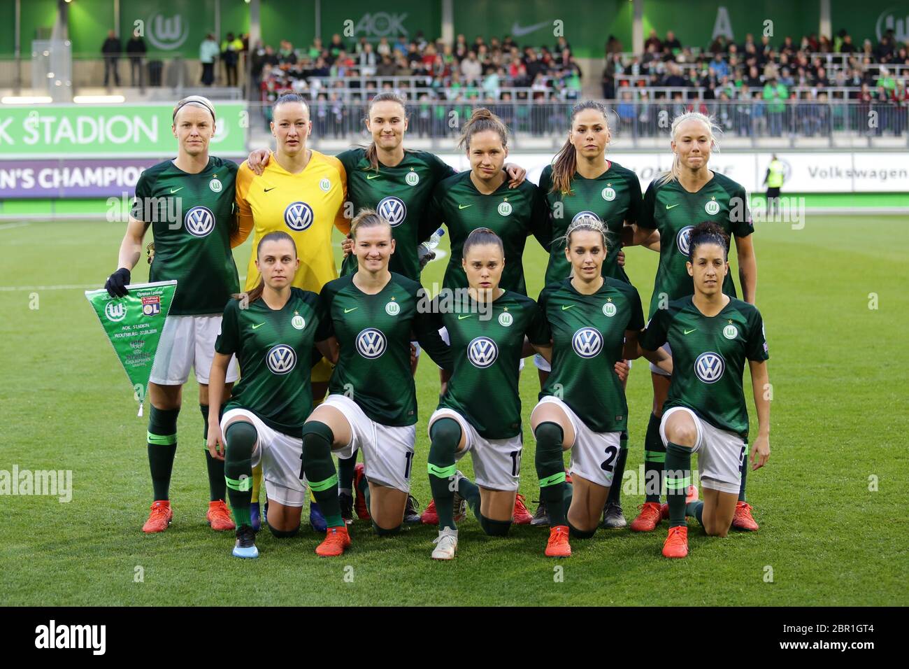 Wolfsburg, Allemagne, 27 mars 2019 : l'équipe de football des dames de Wolfsburg se pose devant le match de la Ligue des champions de l'UEFA contre l'Olympique Lyon. Banque D'Images Wolfsburg, Allemagne, 27 mars 2019 : l'équipe de football des dames de Wolfsburg se pose devant le match de la Ligue des champions de l'UEFA contre l'Olympique Lyon. Banque D'Images