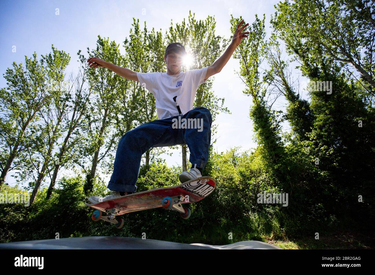 Alex DECUNHA, skateboarder britannique, s'entraîne au parc Skatepark de Stantonbury à Milton Keynes. Date de publication : le mercredi 20 mai 2020. Le crédit photo devrait être lu: Jacob King/PA Wire Banque D'Images