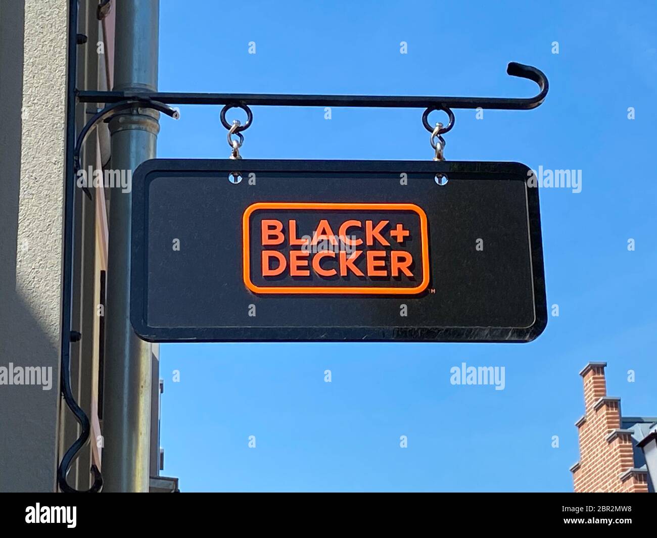 Roermond, pays-Bas - Mai 19. 2020: Vue sur la façade du magasin de Black +  Decker logo de la société signe lettrage Photo Stock - Alamy