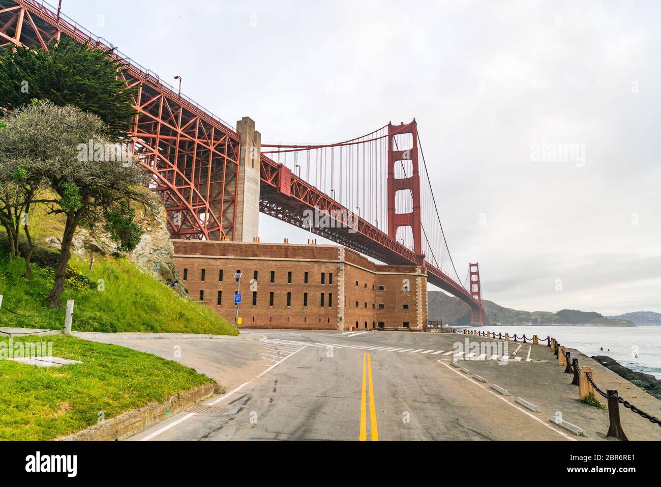 Golden Gate le matin avec brouillard comme d'habitude, San Francisco, Californie, usa. Banque D'Images