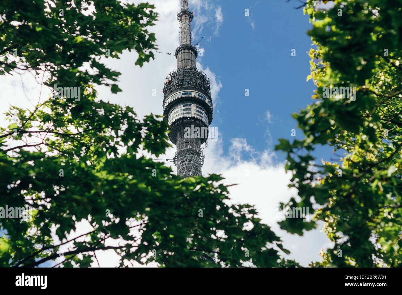 La tour Ostankino à Moscou, Russie. Banque D'Images