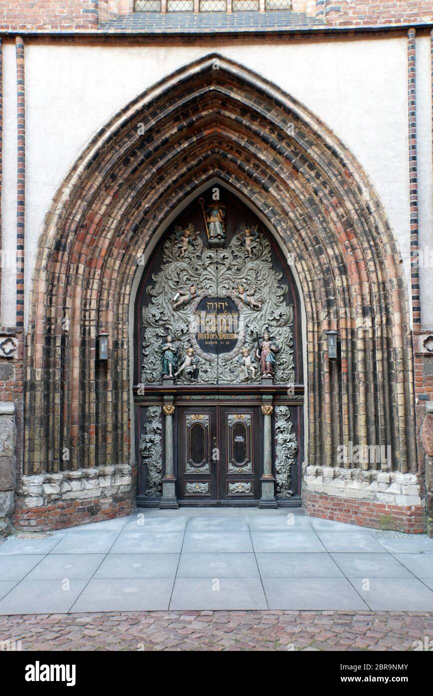 Gotische Nikolai Kirche St., Nikolaikirche - Westportal, Hansestadt Stralsund, Mecklenburg-Vorpommern, Allemagne Banque D'Images