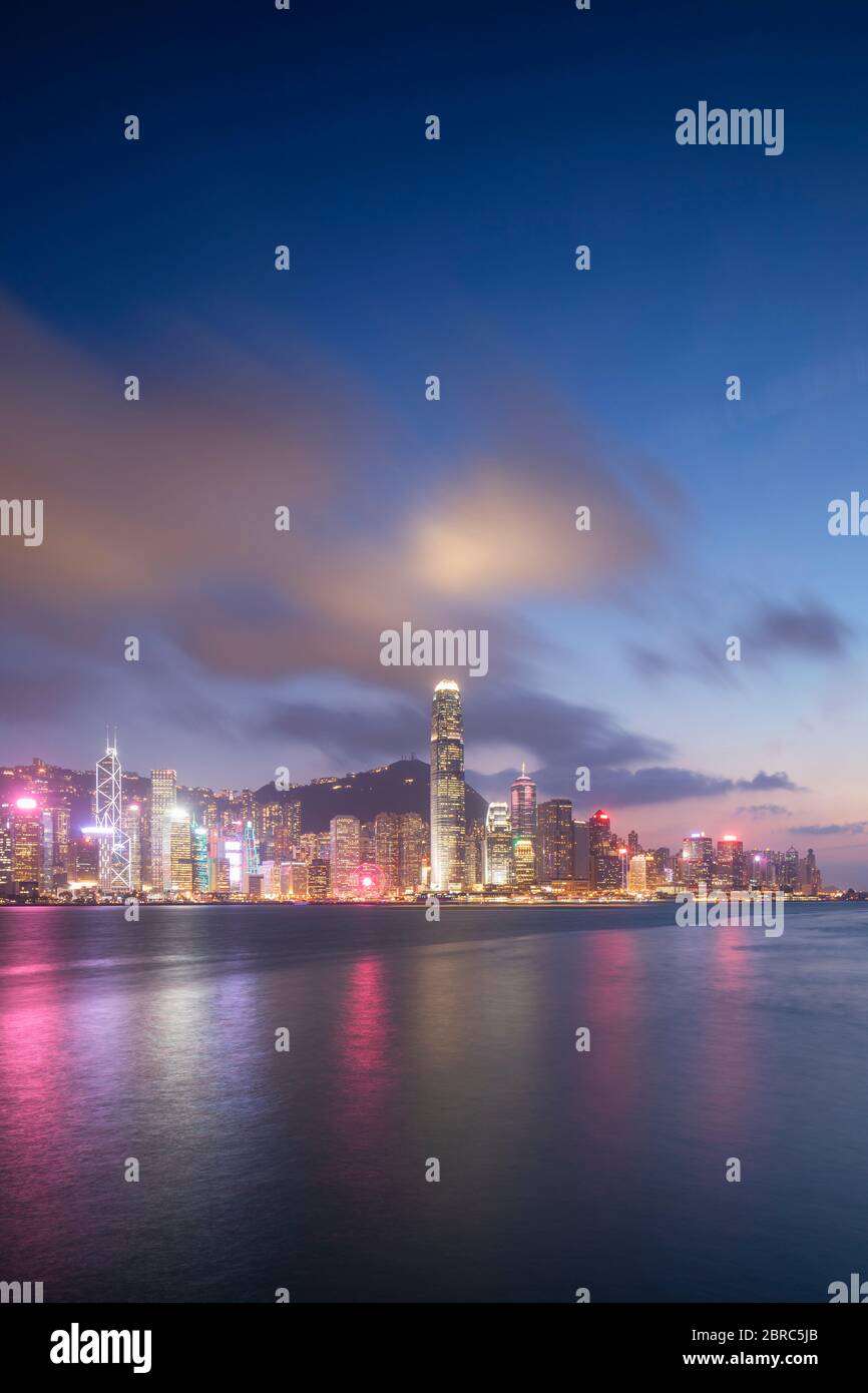 L'île de Hong Kong skyline at sunset, Hong Kong Banque D'Images L'île de Hong Kong skyline at sunset, Hong Kong Banque D'Images