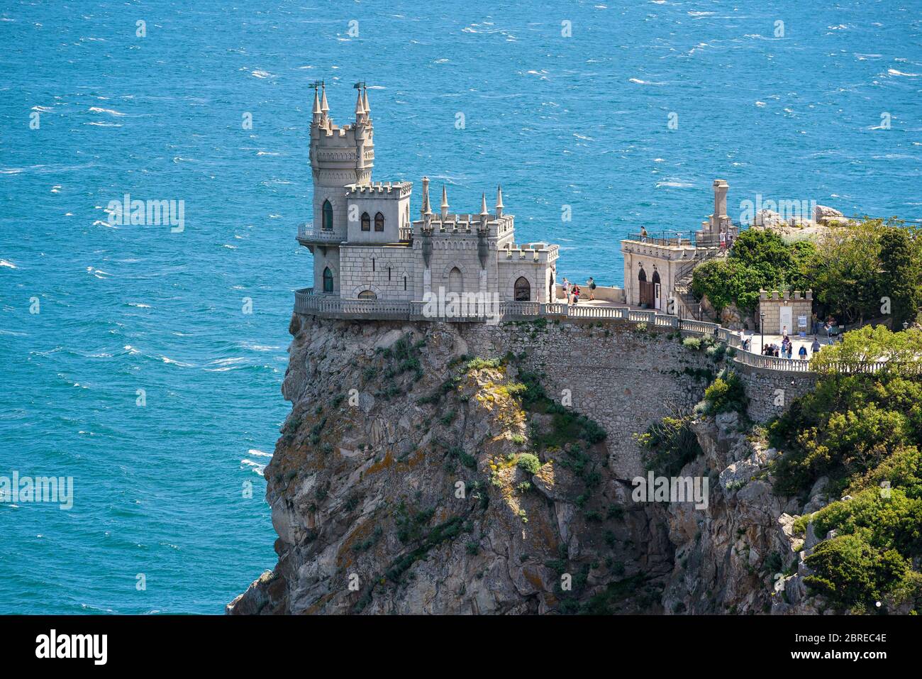 Le célèbre château de Swallow's Nest sur le rocher de la mer Noire en Crimée, en Russie Banque D'Images