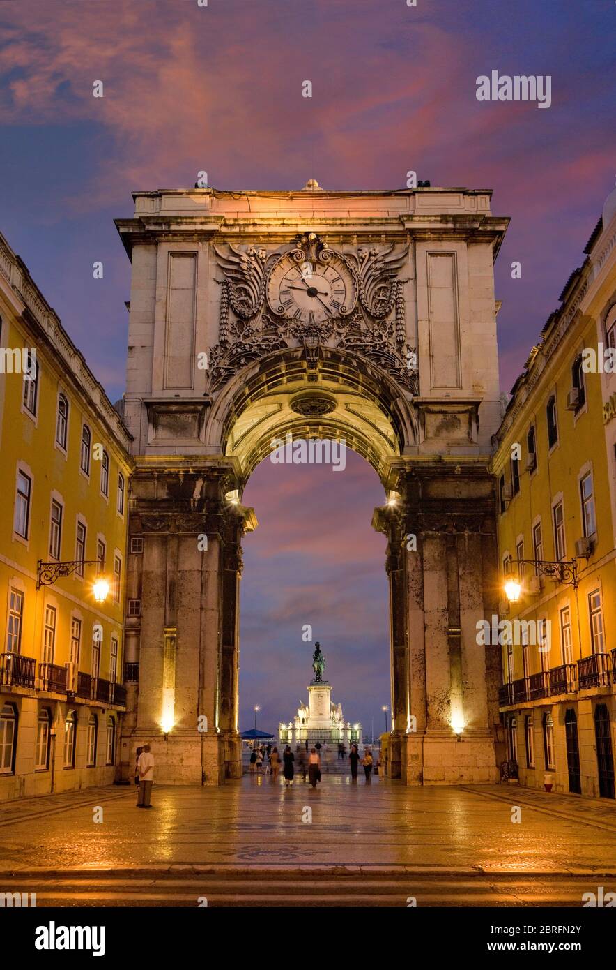Portugal, Lisbonne, Arche de Triumphal au bout de la Rua Augusta dans le quartier de Baixa Banque D'Images