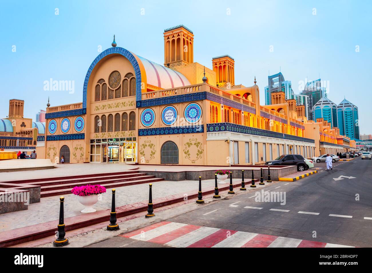 SHARJAH, ÉMIRATS ARABES UNIS - Mars 01, 2019 : Blue Souk ou Marché Central est situé dans le centre de la ville de Sharjah dans les Émirats arabes unis Émirats arabes unis ou Banque D'Images