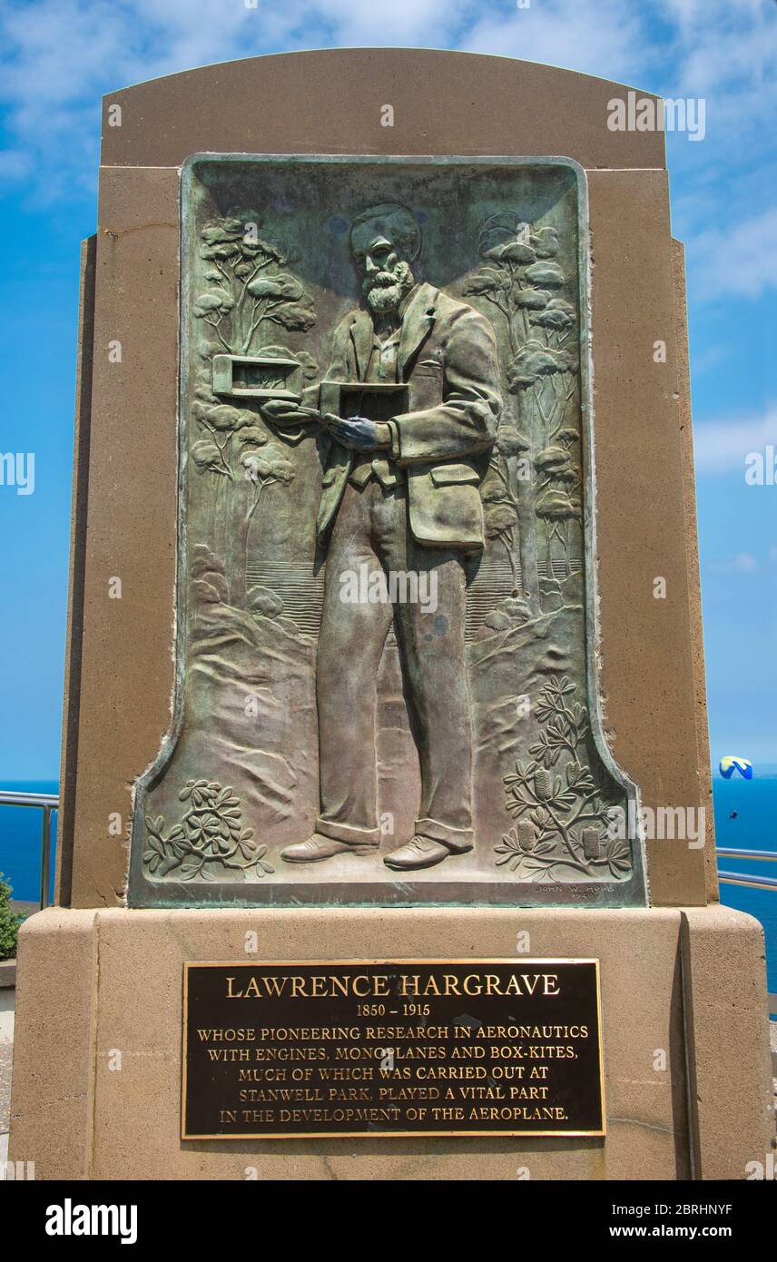 Plaque de dédicace Lawrence Hargrave pionnier ingénieur aéronautique et inventeur Bald Hill Stanwell Park NSW Australie Banque D'Images