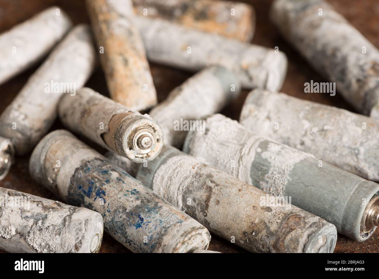 Batterie qui fuit chlorure de zinc Banque de photographies et d’images — free download