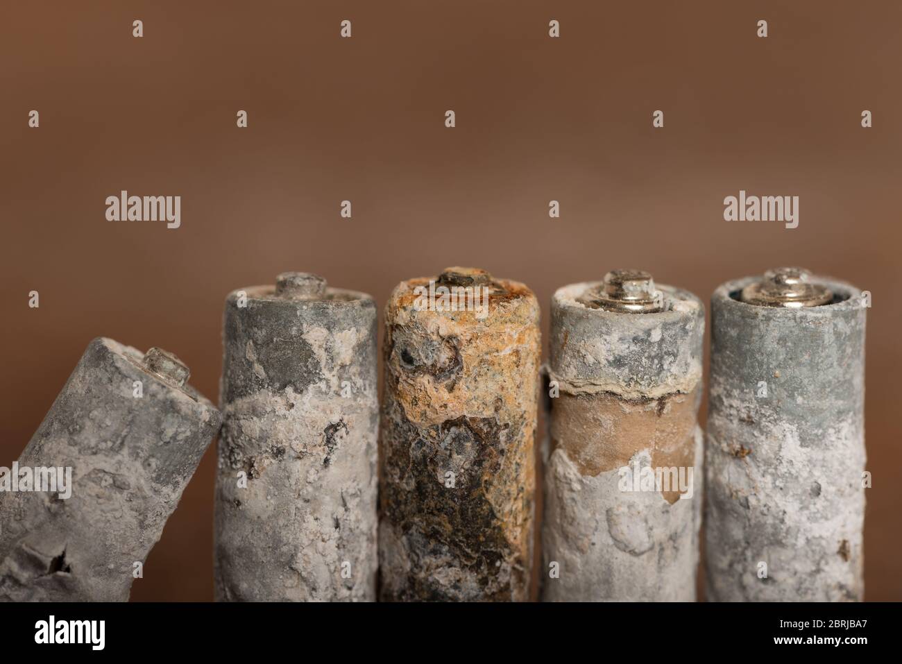 Batterie qui fuit chlorure de zinc Banque de photographies et d’images — free download