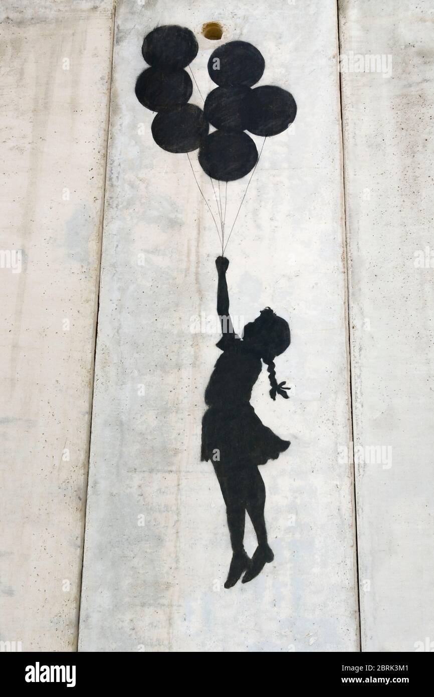 Masque « La fille de Banksy avec un ballon rouge III », par zuluspice
