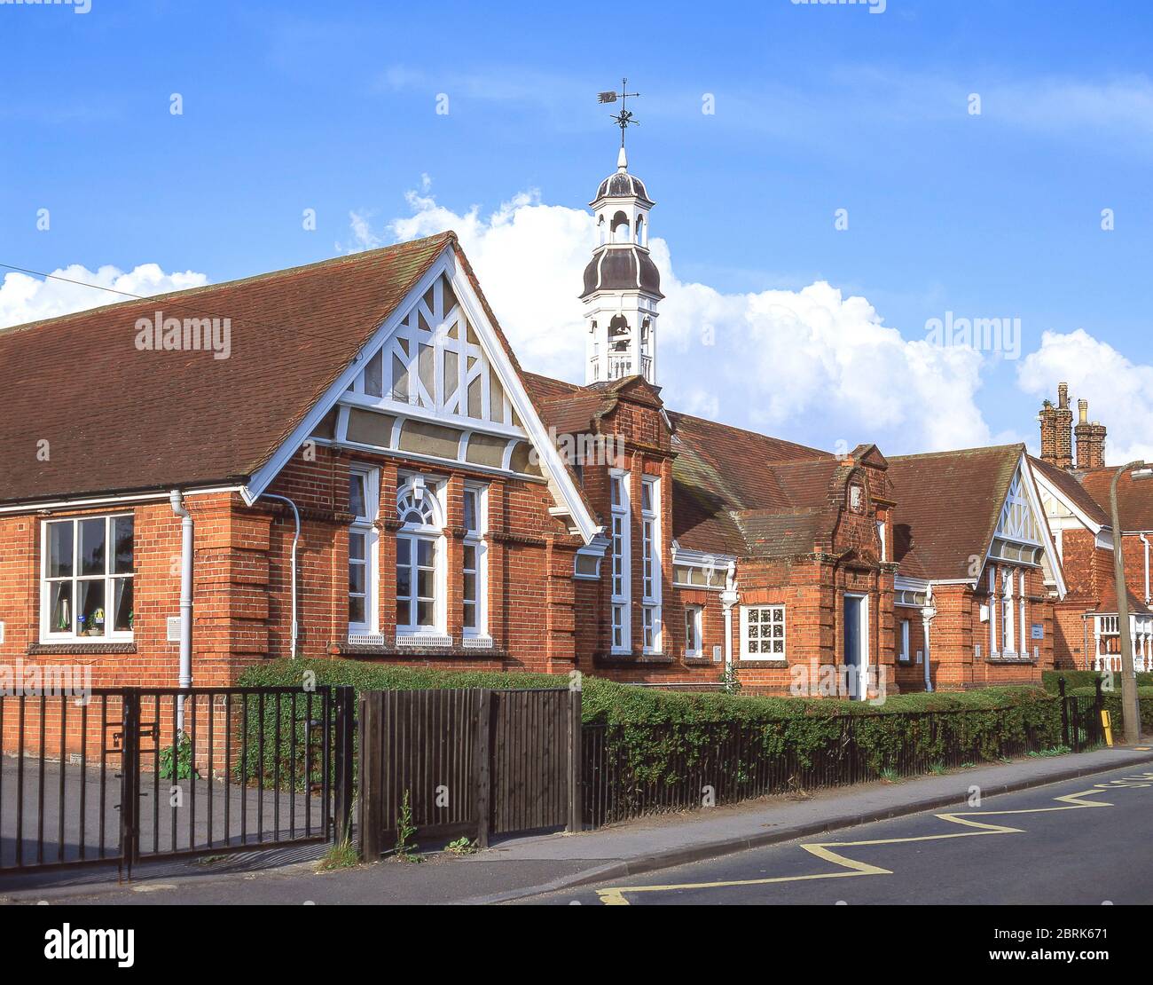 Cranbourne Primary School, Lovel Road, Winkfield, Berkshire, Angleterre, Royaume-Uni Banque D'Images