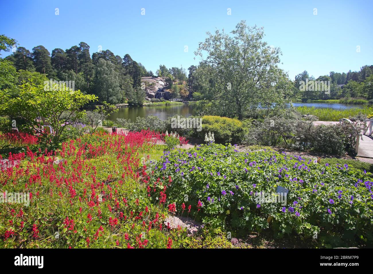 Paysage du parc aquatique de Sapokka qui est un charmant jardin public du centre-ville. Kotka, Finlande. Banque D'Images