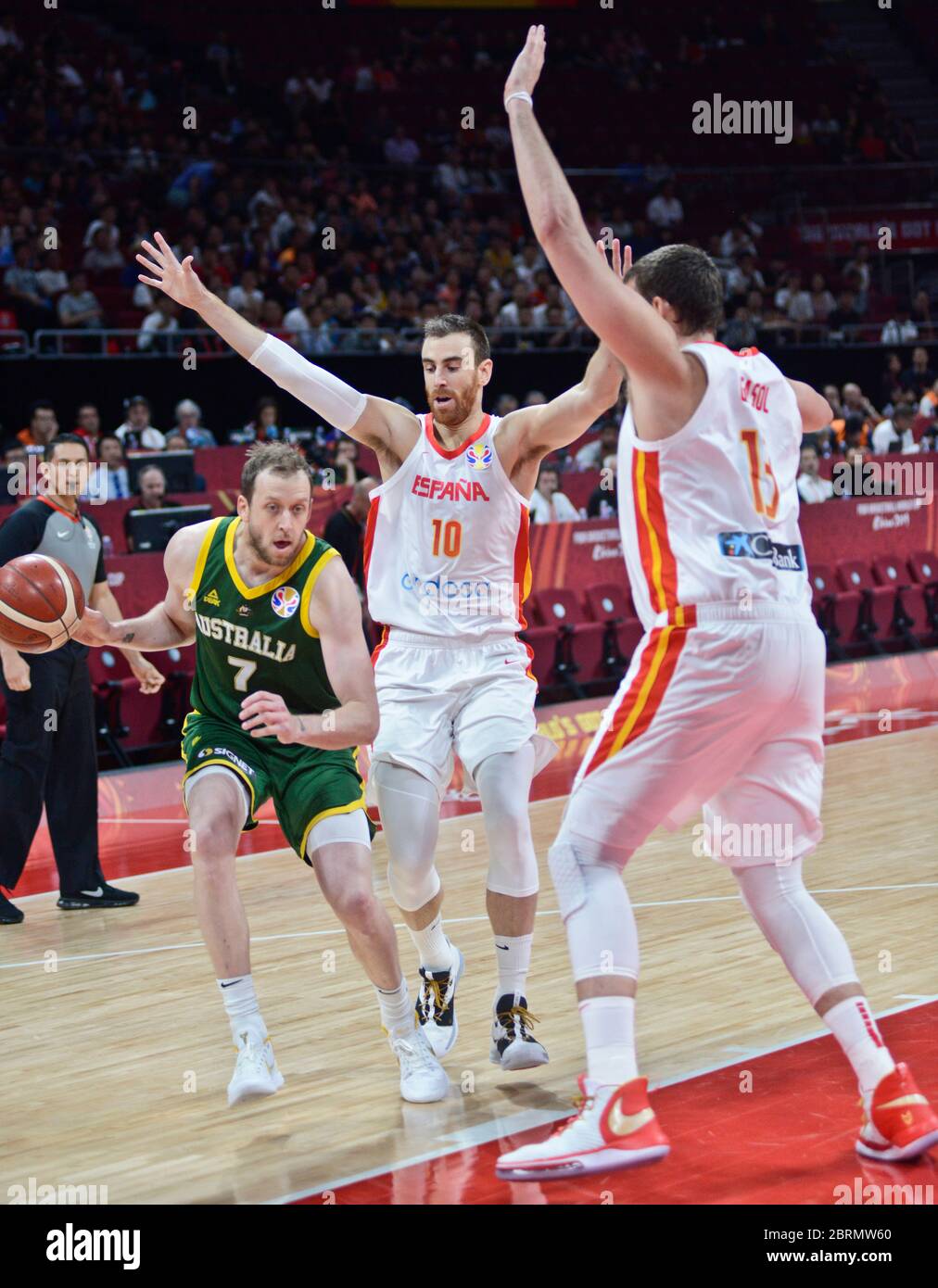 Joe Ingles (Australie) contre l'Espagne. Coupe du Monde de Basket-ball de la FIBA, Chine 2019, demi-finale Banque D'Images