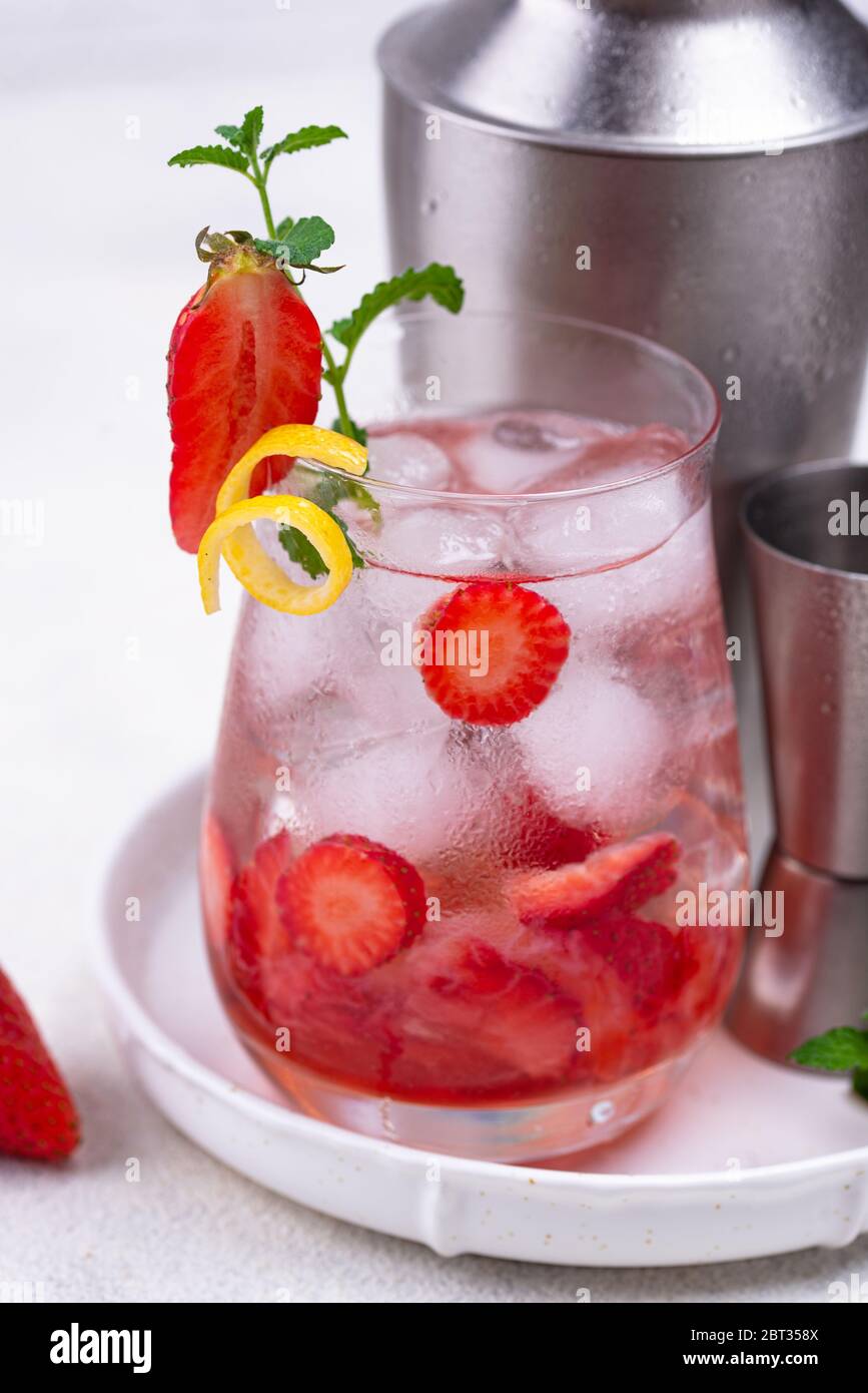 Cocktail rafraîchissant de fraises d'été Banque D'Images