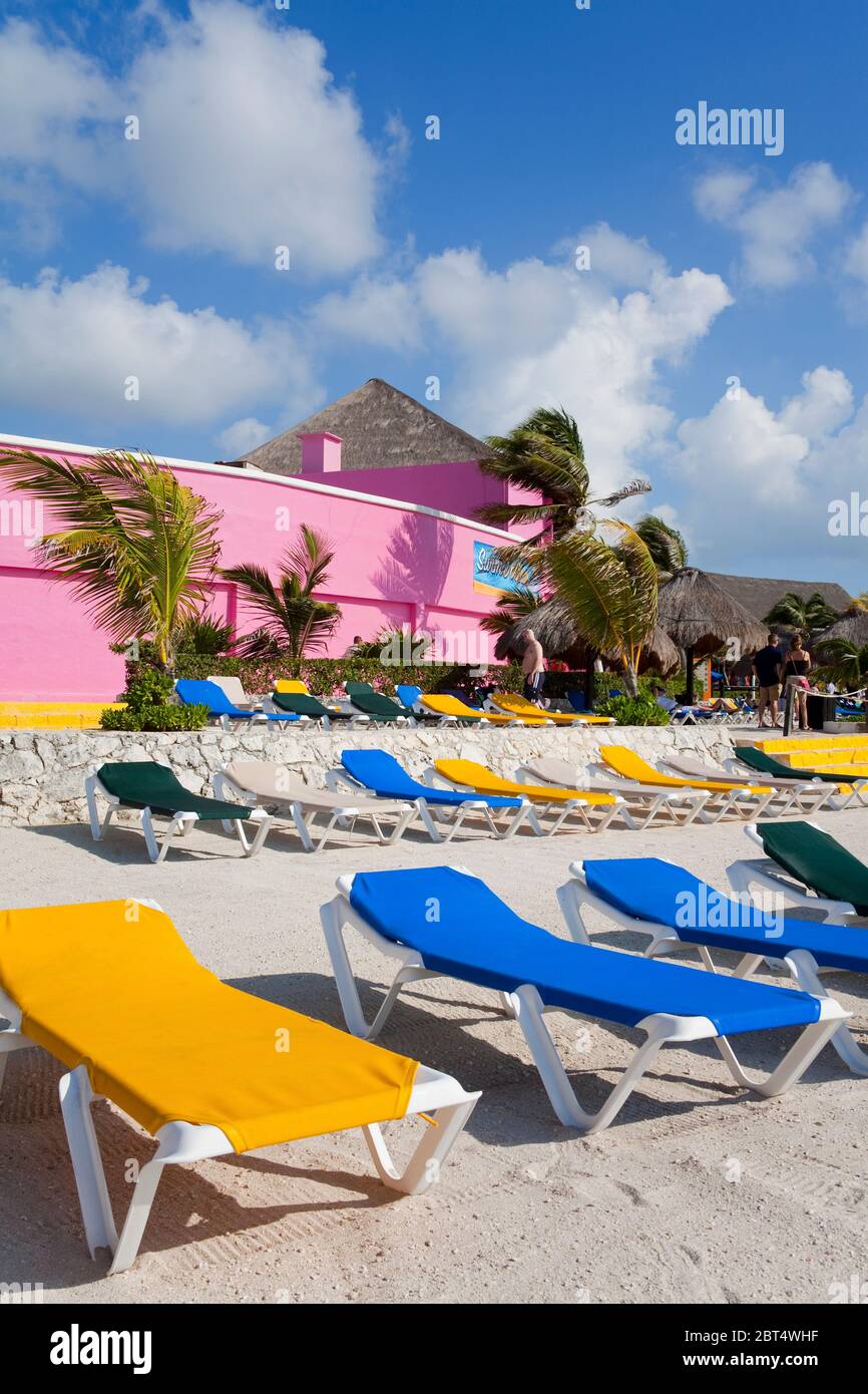 Plage dans le port de Costa Maya, Quintana Roo, Mexique, Amérique du Nord Banque D'Images