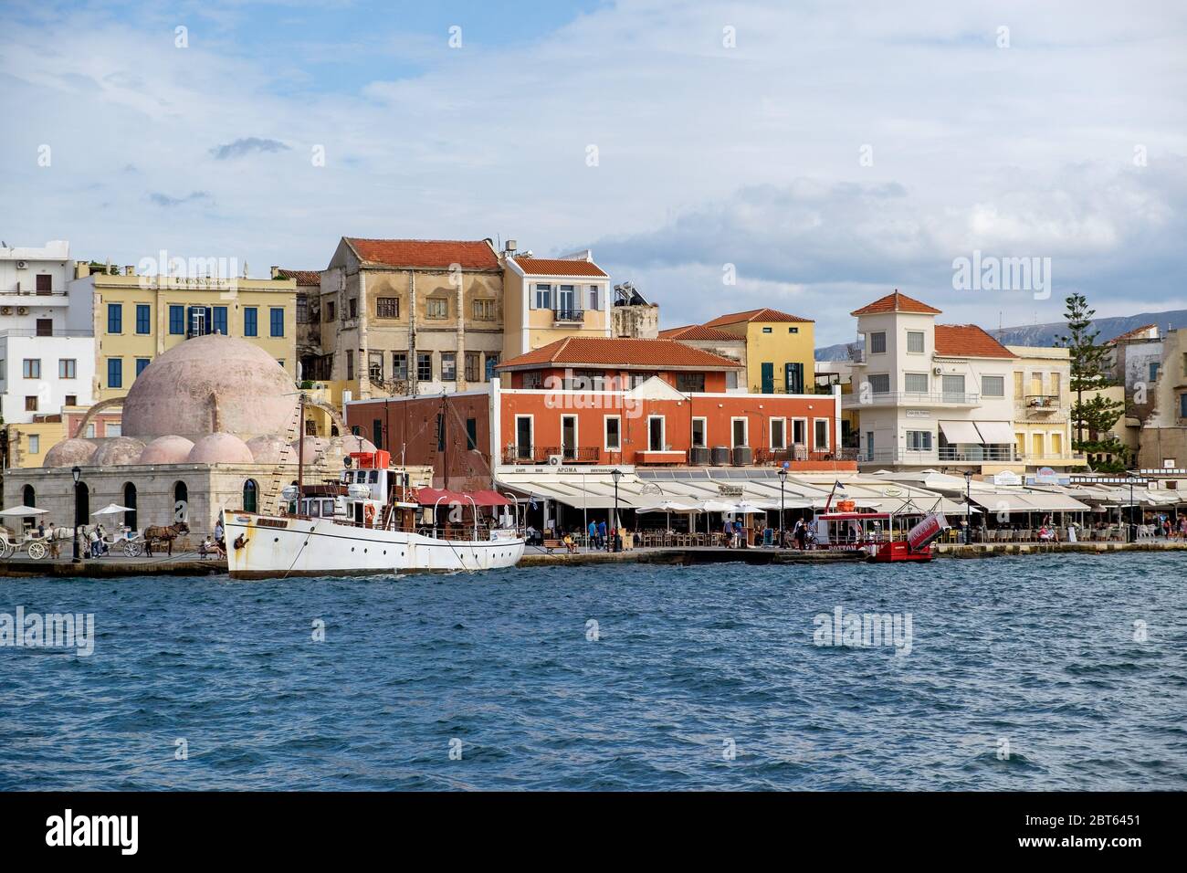 Port en bord de mer, Chania, Crète, Grèce Banque D'Images