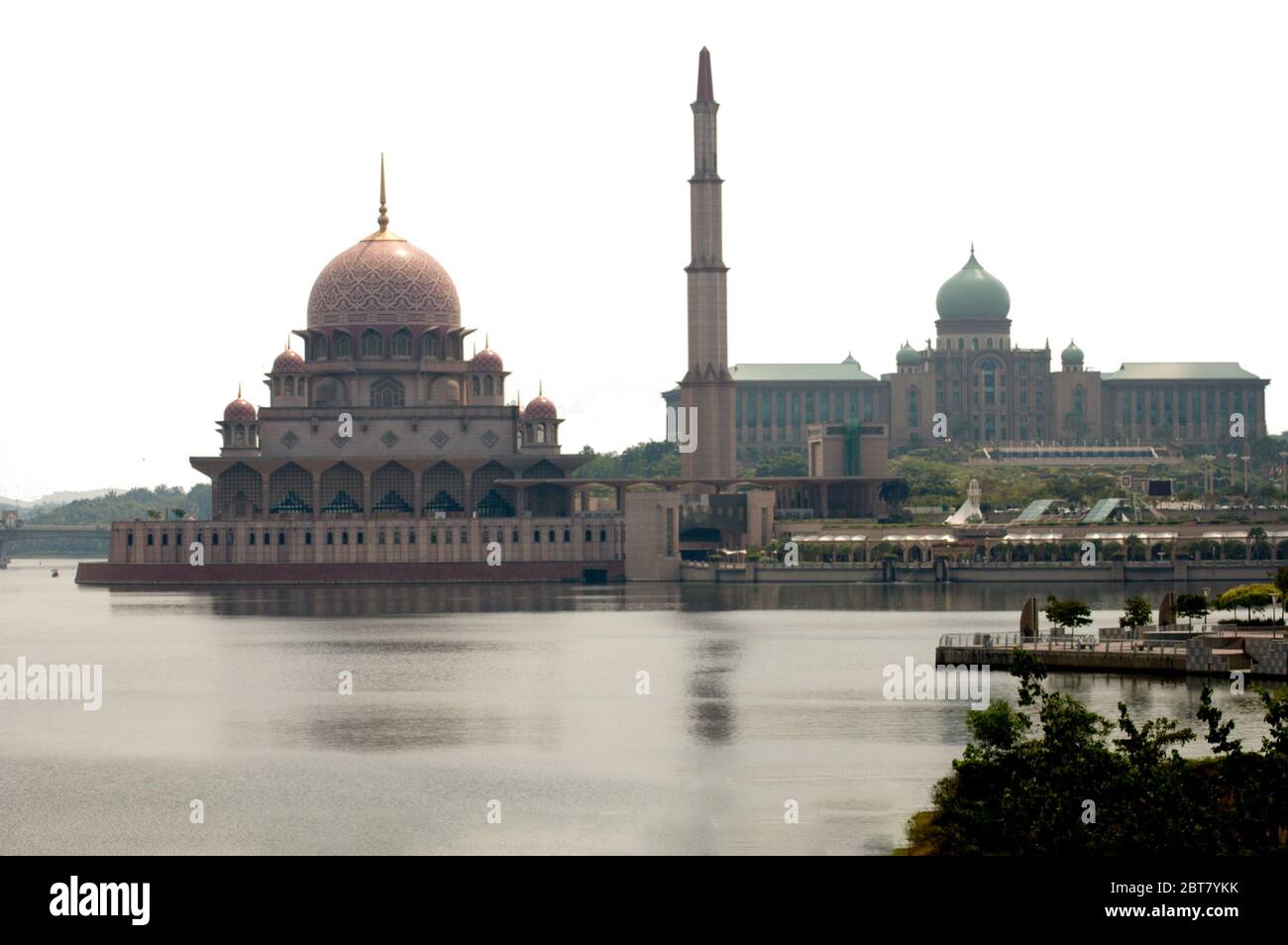 La Mosquée rose de Putrajaya, Malaisie Banque D'Images