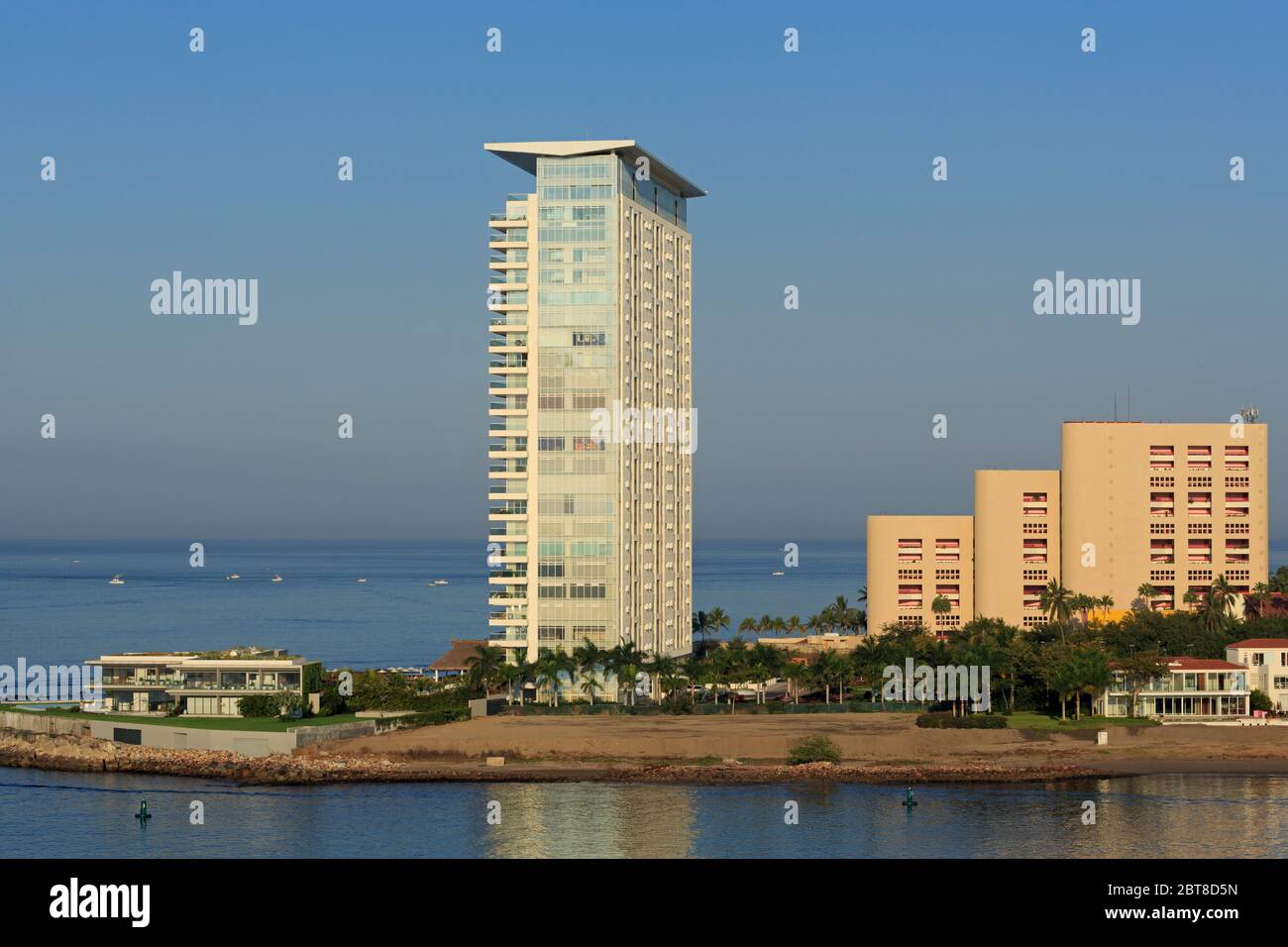 Tour Tres Mares, quartier Marina, Puerto Vallarta, Jalisco State, Mexique Banque D'Images