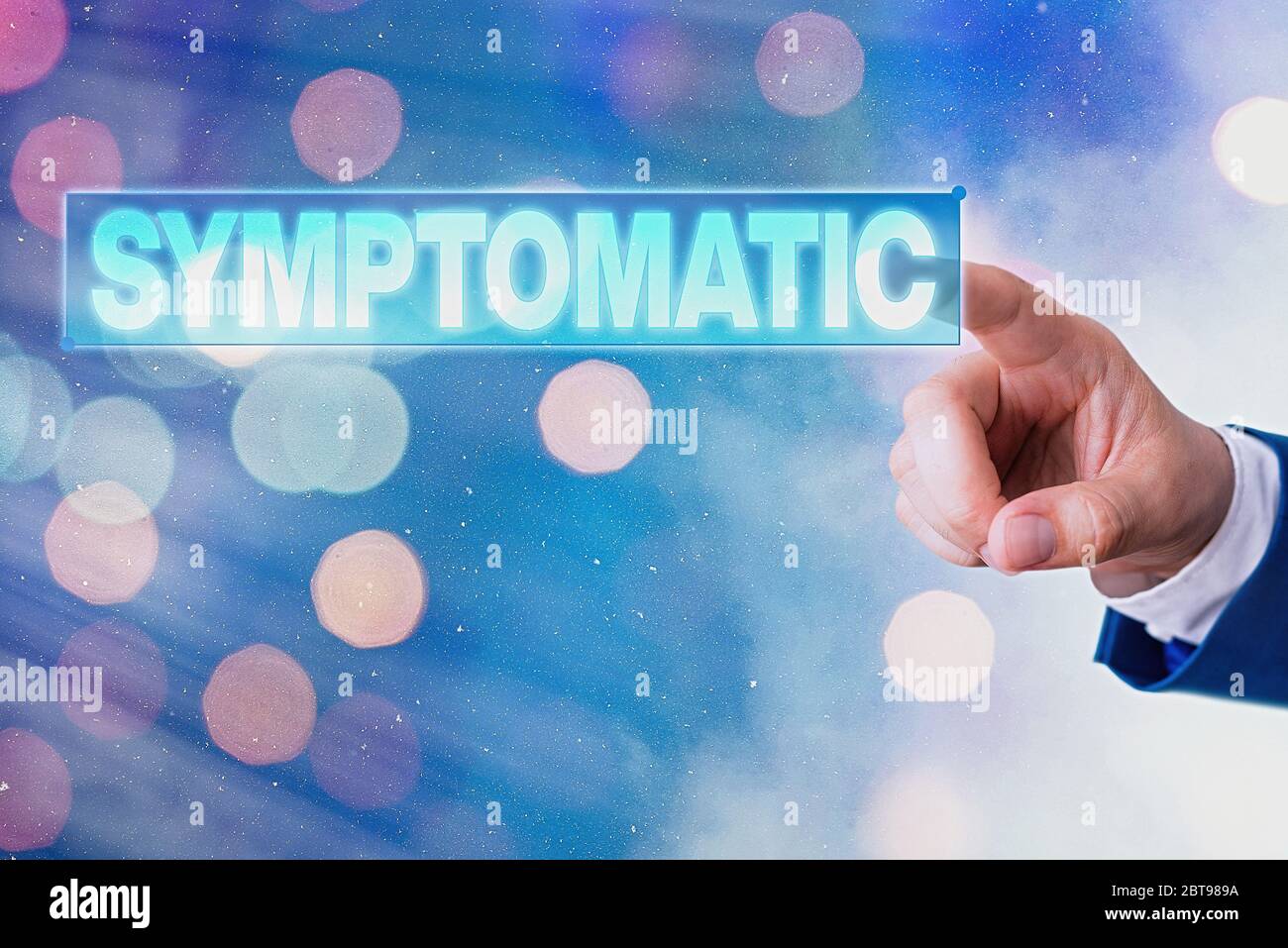 Note d'écriture montrant symptomatique. Concept commercial pour servir de symptôme ou signe, en particulier de quelque chose de indésirable Banque D'Images