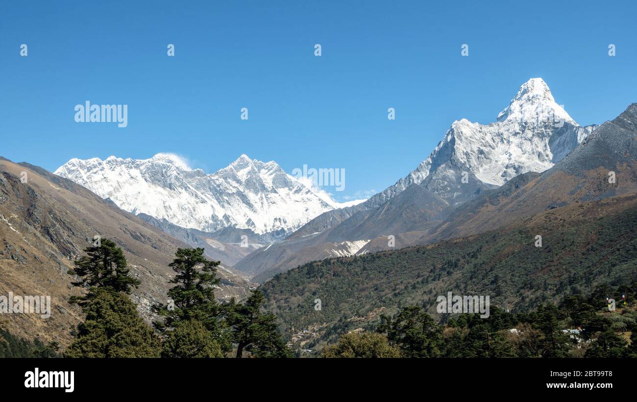 Paysage de montagnes de l'Everest, Lhotse et Ama Dablam, Tengboche, Sagarmatha, Khumbu, Népal Banque D'Images