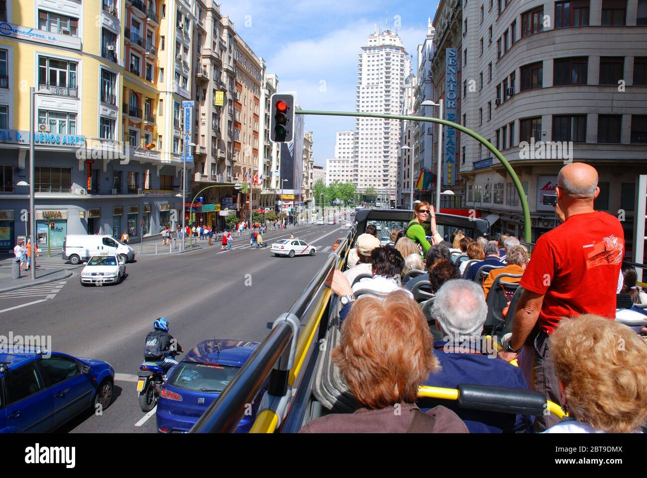 Gran via à partir d'un bus touristique. Madrid Espagne. Banque D'Images