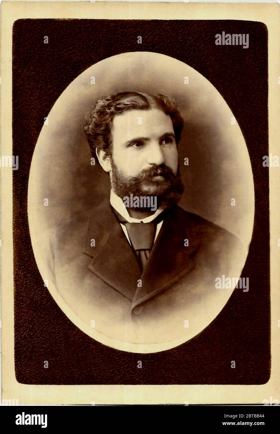 1878, ITALIE : le marchand italien, armateur et politicien Senatore IGNAZIO FLORIO Sr. ( 1838 - 1891 ). Photo de E. Lo forte , Palerme . Fils de senatore Vincenzo Florio Senior ( 1799 - 1868 ) et Giulia Portalupi ( 1809 - 1871 ) . Ignazio Sr. Est marié avec baronessa Giovanna d'Ondes Trigona ( 1843 - 1917 ) et le couple a 4 fils : A) Vincenzo ( 1868 - 1879 ), B) IGNAZIO Jr ( 1869 - 1957 , Marié avec la célèbre Donna Franca FLORIO née Francesca JACONA Notarbartolo dei baroni DI SAN GIULIANO ), C) GIULIA ( 1870 - 1947, marié avec le prince Pietro LANZA BRANCIFORTE DI T Banque D'Images