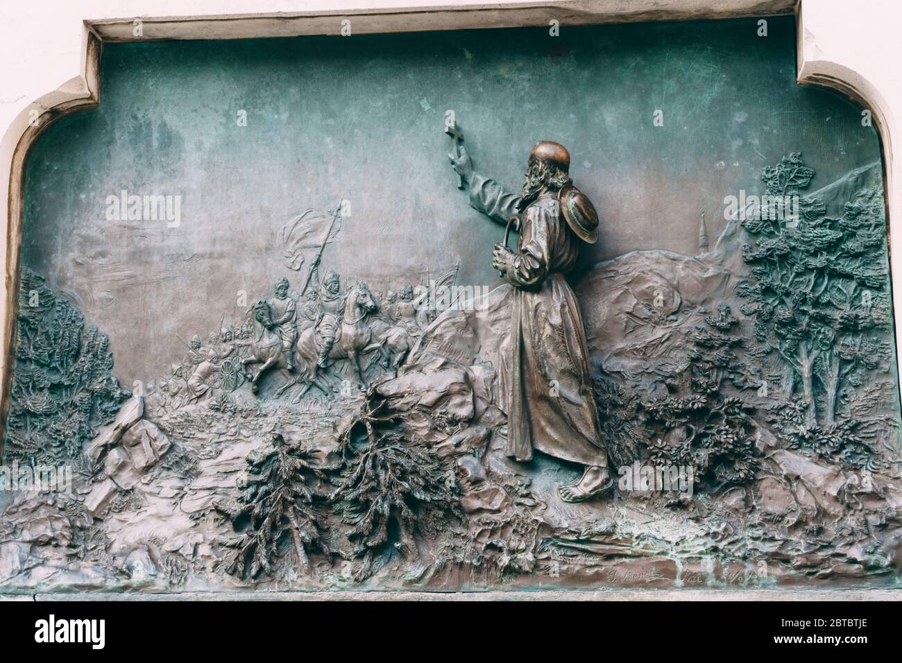Monument à Ivan Gundulich, Bas-reliefs de bronze avec des scènes du poème d'Osman - la bataille des Slaves avec les Turcs à Khotyn, ornent le piédestal de Banque D'Images