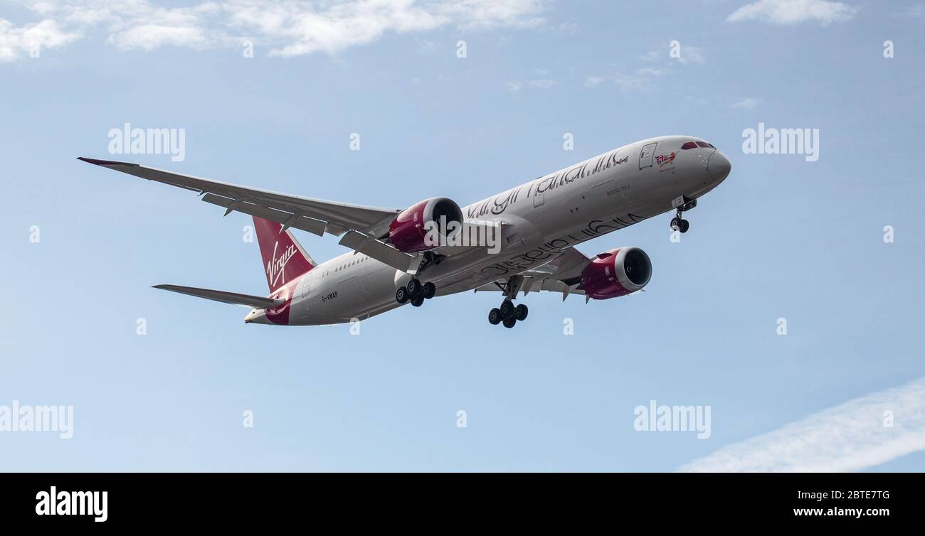 Virgin Atlantic Boeing 787 Dreamliner G-VMAP en approche finale à l'aéroport de Londres Heathrow LHR Banque D'Images