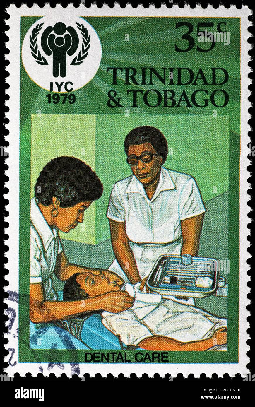 Soins dentaires pour les enfants sur timbre-poste Banque D'Images
