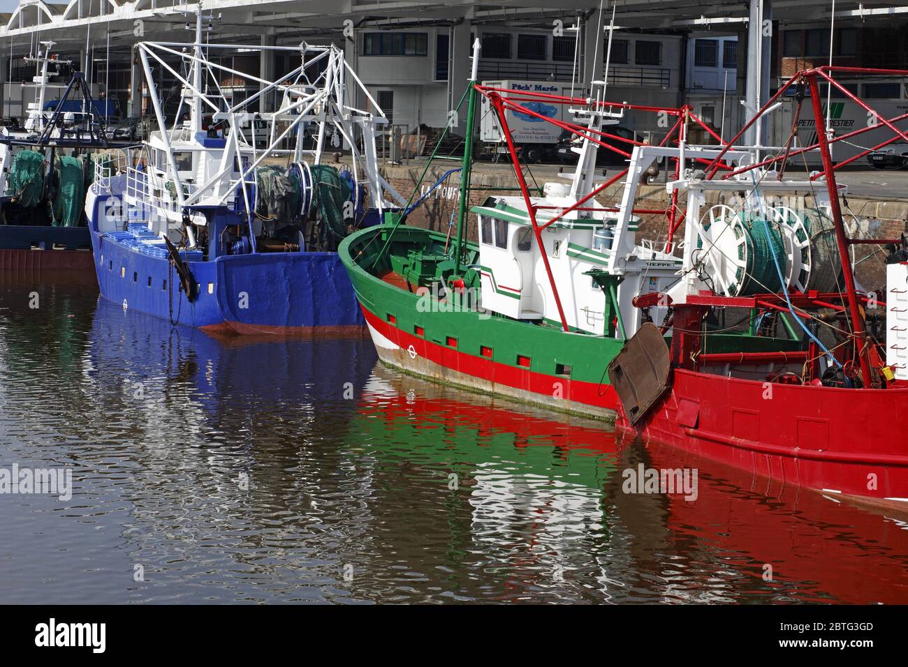 Bateaux de pêche, Dieppe, Normandie, France Banque D'Images