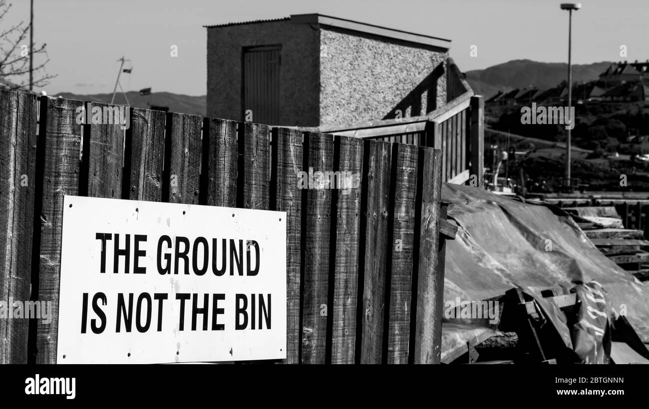 Le terrain n'est pas le signe de bac Banque D'Images