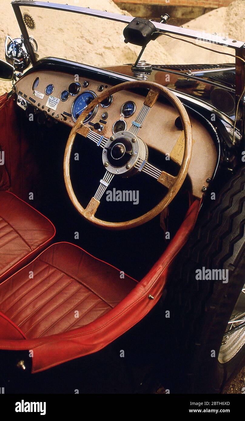 1934 ford v8 Banque de photographies et d’images à haute résolution - Alamy