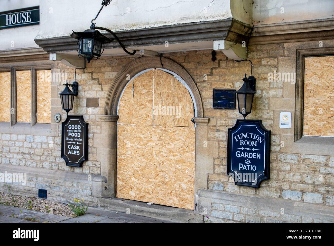 Les cafés britanniques ferment sous le coronavirus covid-19 alors que le gouvernement dit qu'ils doivent fermer Banque D'Images