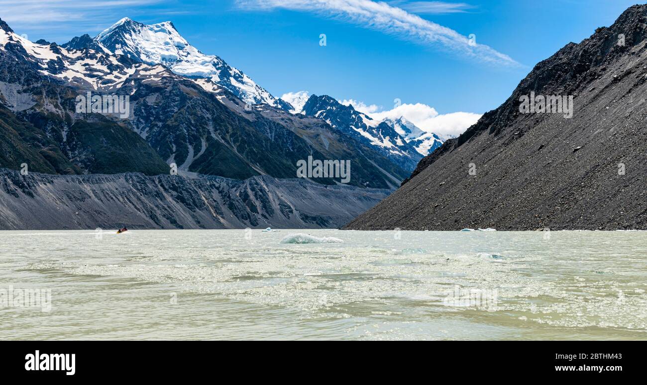 Lac glaciaire Tasman dans le parc national Aoraki Mount Cook, Canterbury, Nouvelle-Zélande Banque D'Images
