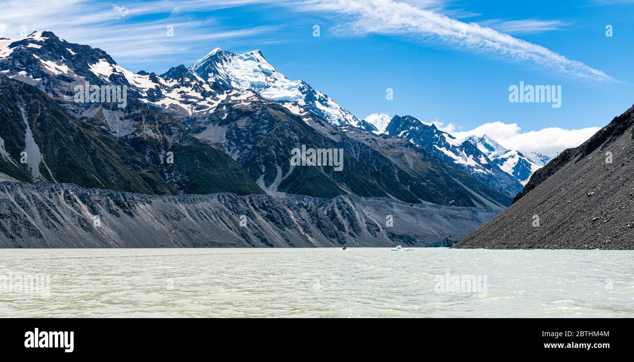 Lac glaciaire Tasman dans le parc national Aoraki Mount Cook, Canterbury, Nouvelle-Zélande Banque D'Images