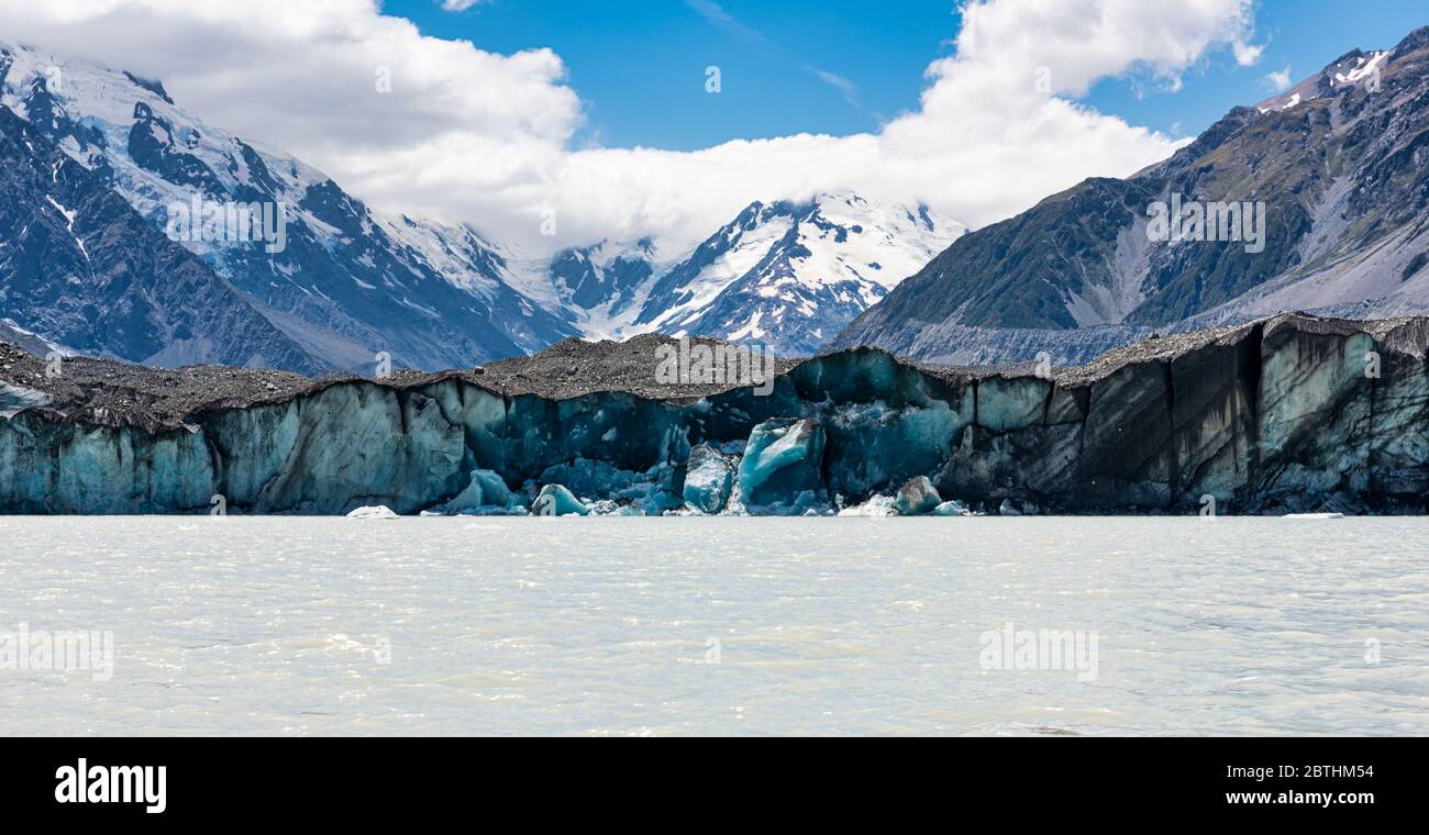 Lac glaciaire Tasman dans le parc national Aoraki Mount Cook, Canterbury, Nouvelle-Zélande Banque D'Images