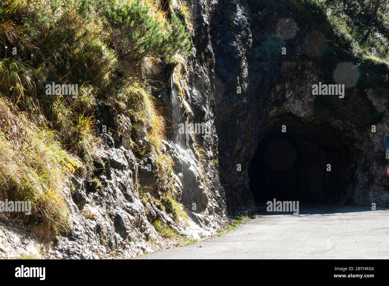 Tunnel de la galerie sur les dolomites 3 Banque D'Images