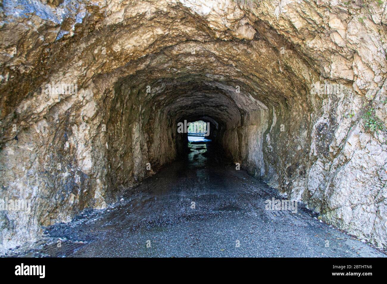 Tunnel de la galerie sur les dolomites 3 Banque D'Images