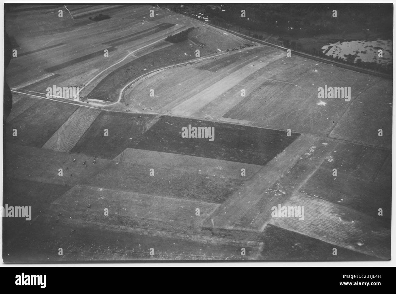 Photographies illustrant des activités militaires en France, mai - juin 1940. On y a inclus des photographies de Rommel, Guderian, Dreuz, Bottcher, général italien Garaboldi, Lucie Rommel, des photos de Rommel avec Hitler. Photographies de matériel et de troupes arrivant et en action, de la collection personnelle de Rommel. Banque D'Images