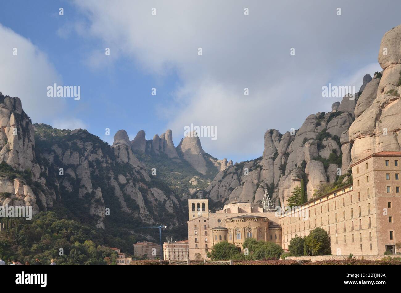 Montserrat est une chaîne de montagnes à sommets multiples près de  Barcelone, en Catalogne, en Espagne. Il fait partie de la chaîne côtière  catalane Photo Stock - Alamy