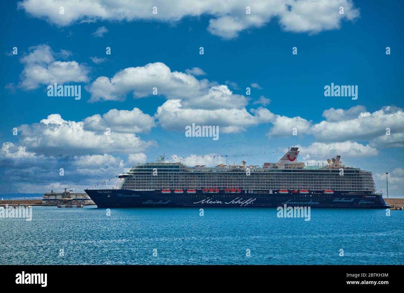 PALMA, ESPAGNE - 23 septembre 2016 : Mein Schiff est administré par TUI Cruises, basée en Allemagne. C'est une coentreprise entre la société allemande du tourisme TUI Banque D'Images
