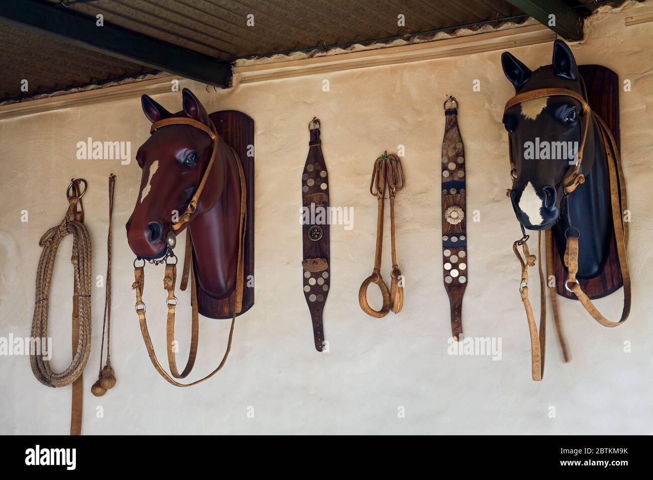 Exposition de Gaucho dans le restaurant, rue El Caminito dans le quartier de la Boca à Buenos Aires, Argentine, Amérique du Sud Banque D'Images