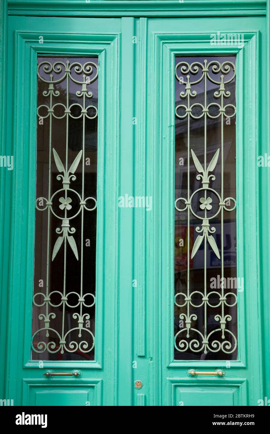 Porte sur la rue Pedro Montt à Punta Arenas, province de Magallanes, Patagonie, Chili, Amérique du Sud Banque D'Images