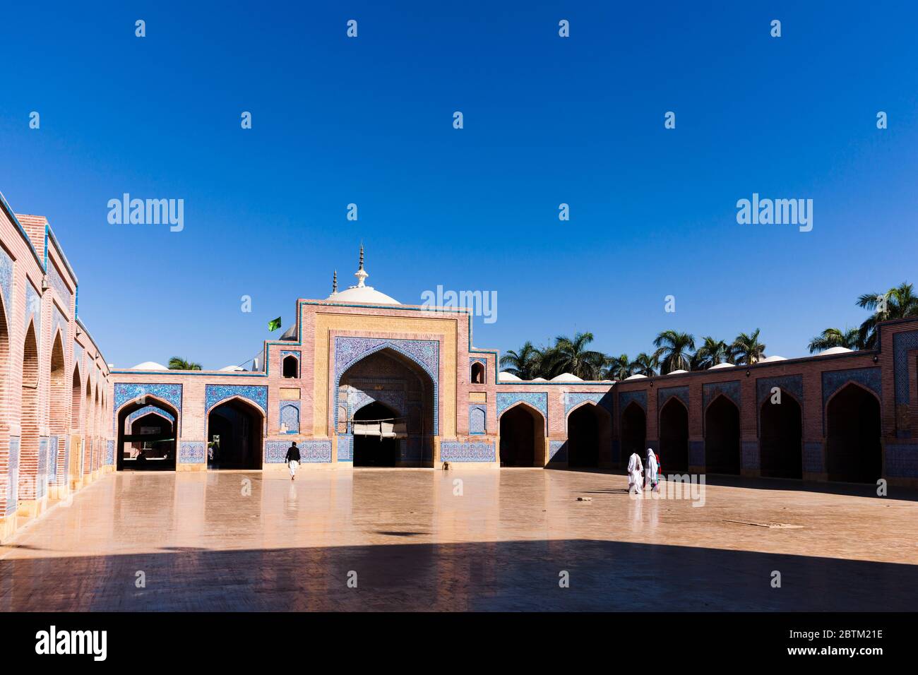 Cour de la mosquée Shah Jahan, Jamia Masjid de Thatta, Thatta, province de Sindh, Pakistan, Asie du Sud, Asie Banque D'Images