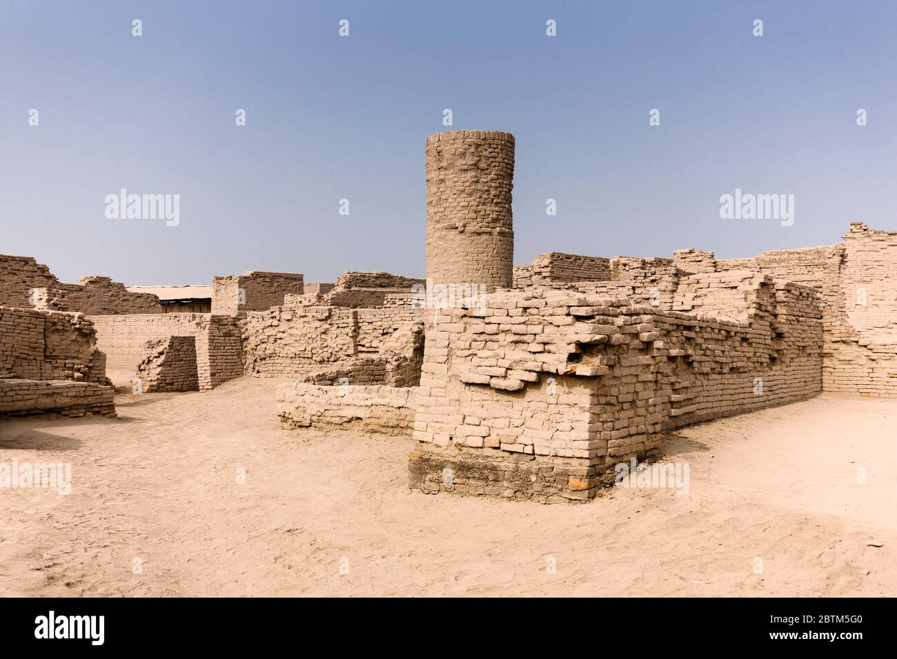 Mohenjo daro, puits, région DK, site archéologique de la civilisation de la vallée de l'Indus, 2500 BCE, district de Larkana, province de Sindh, Pakistan, Asie du Sud, Asie Banque D'Images