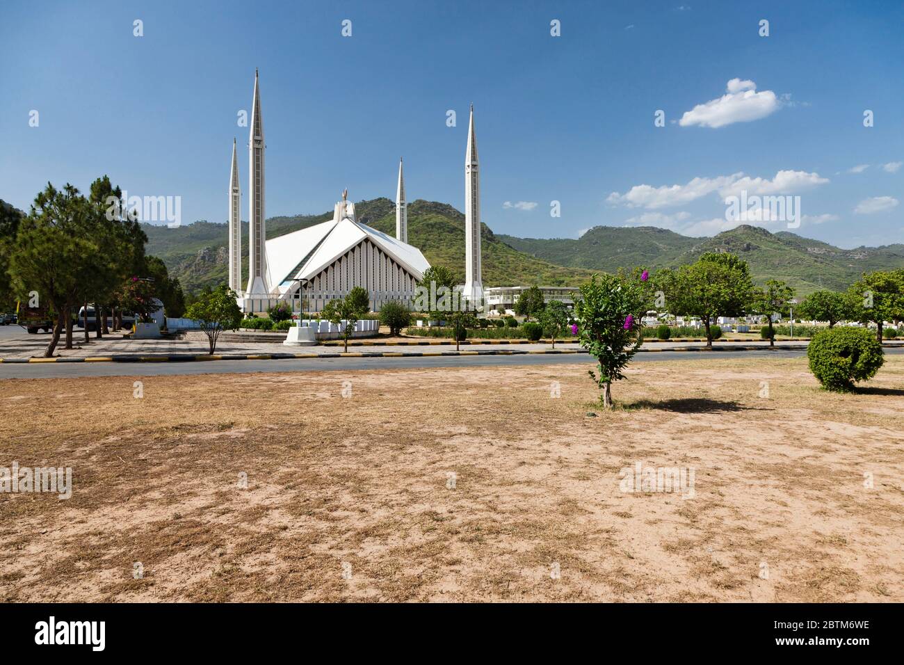 Mosquée Faisal, mosquée moderne en forme de tente bédouine, Islamabad, territoire de la capitale d'Islamabad, Pakistan, Asie du Sud, Asie Banque D'Images